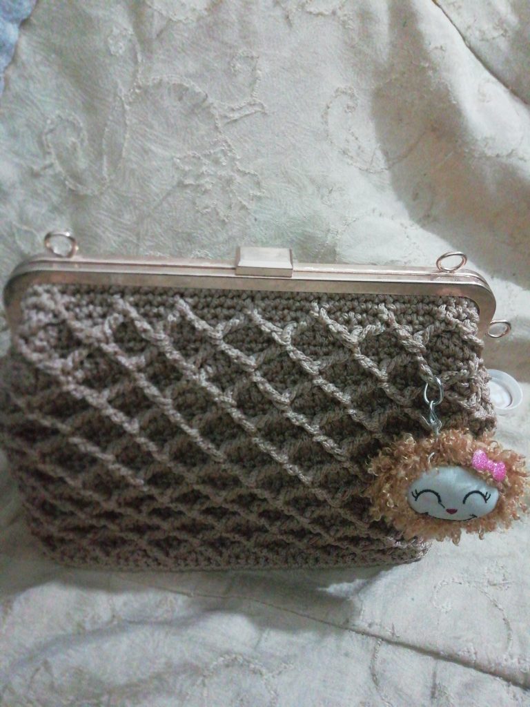 کیف مکرومه
